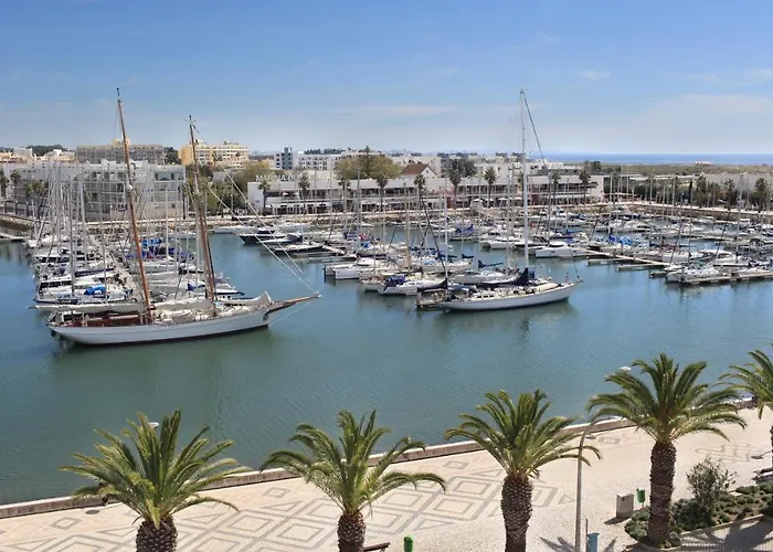 Marina View Near Beaches And Shops Lagos