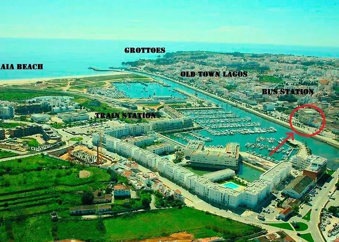Marina View Near Beaches And Shops Appartement *
